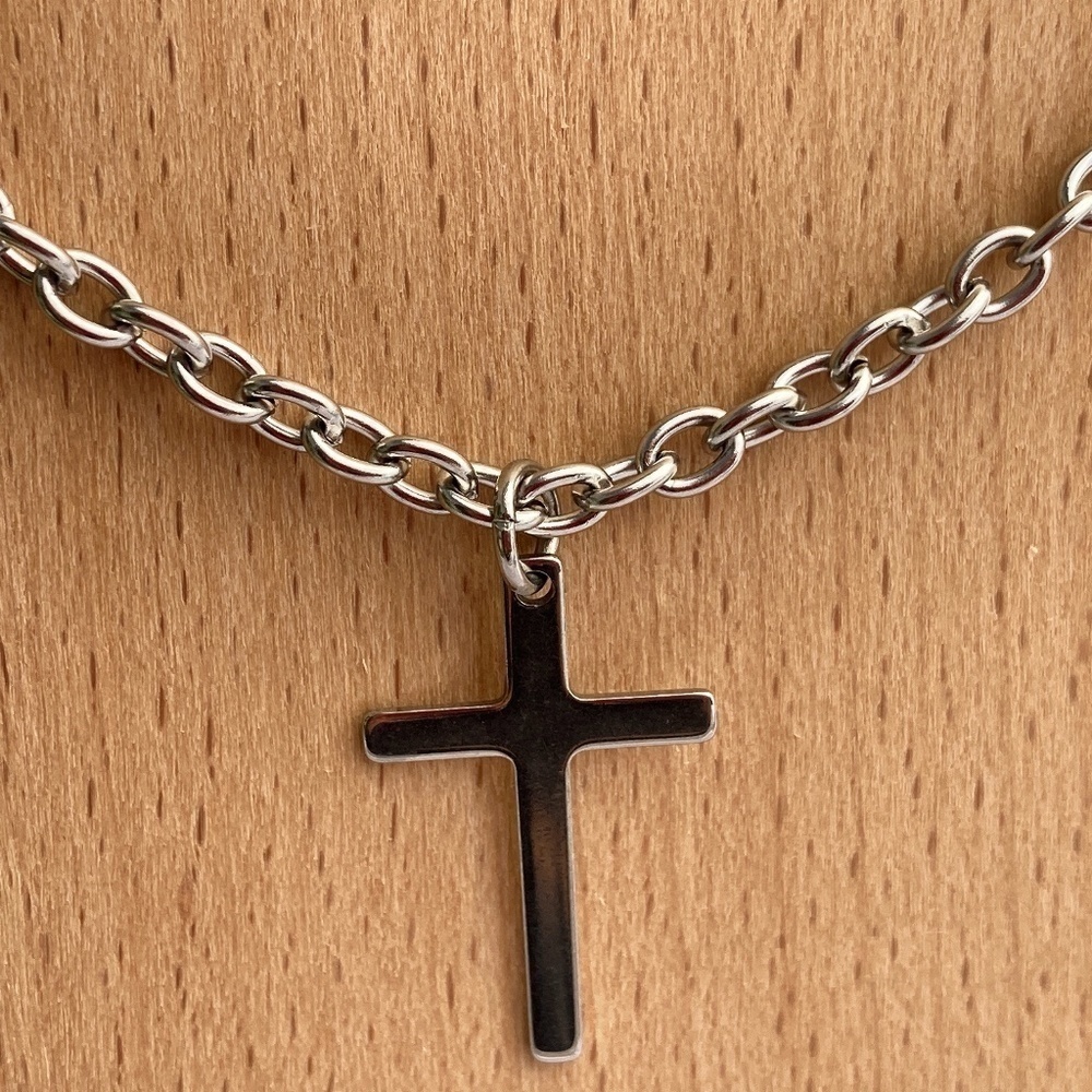 Stainless Steel Necklace With Cross Pendant - Picture 4 of 10
